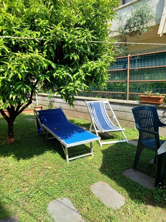 Bilocale Climatizzato A 850M Dalla Spiaggia Casa Katia Марина-ди-Масса Экстерьер фото